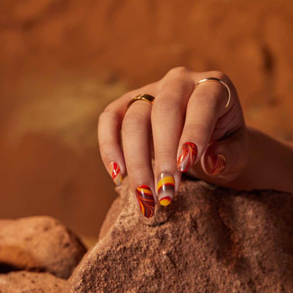 OPI Rust & Relaxation: brocha Pro-Wide que facilita cobertura uniforme.