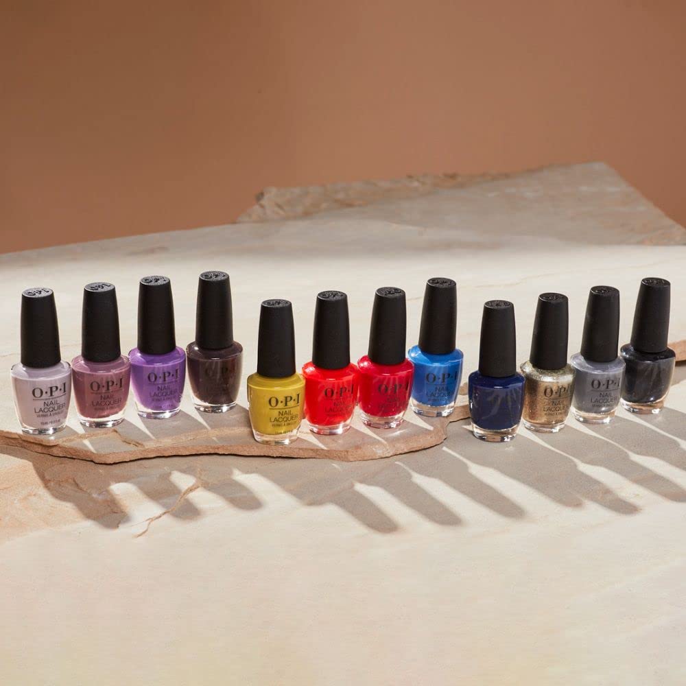 OPI Rust & Relaxation: tono otoñal ideal para transiciones de temporada.