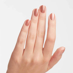 OPI Esmalte vegano, sin crueldad y color duradero en primer plano.