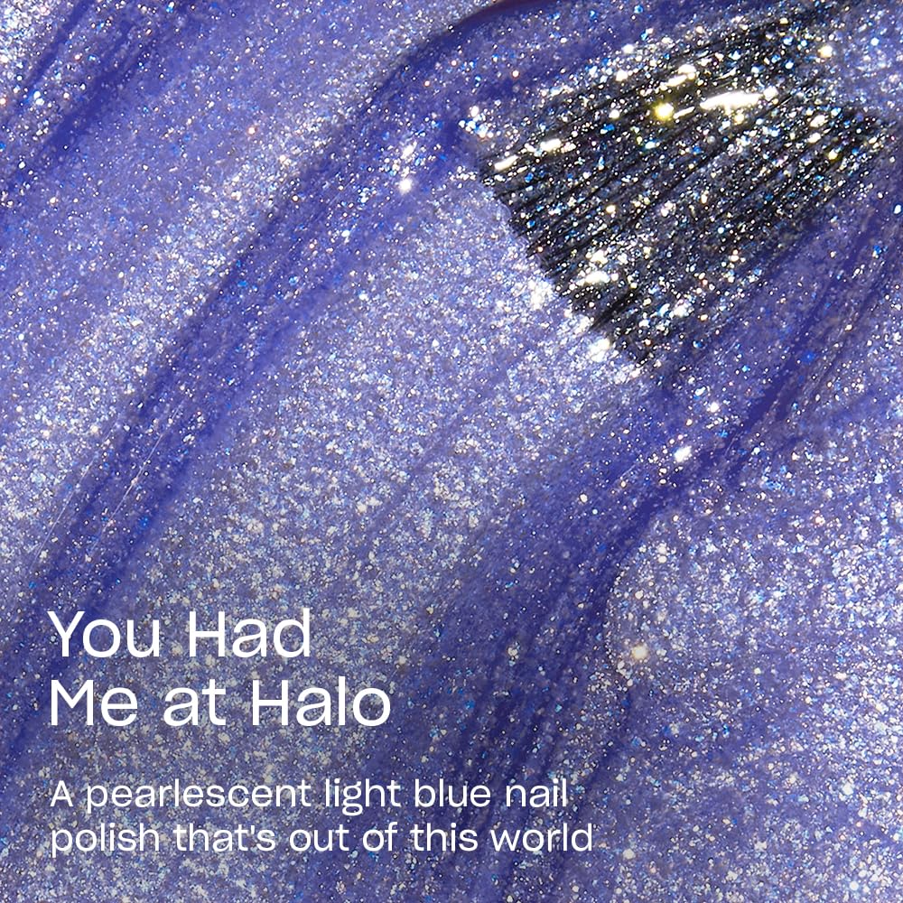 OPI You Had Me at Halo resiste rayaduras diarias con acabado azul