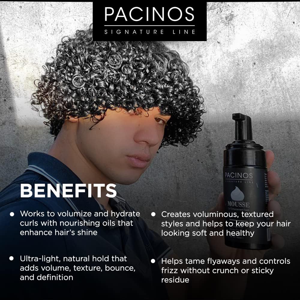 Pacinos Signature Line Mousse textura suave sin residuo pegajoso para rizos naturales.