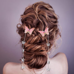 Detalle PAGOW con cristales brillantes para acentuar looks