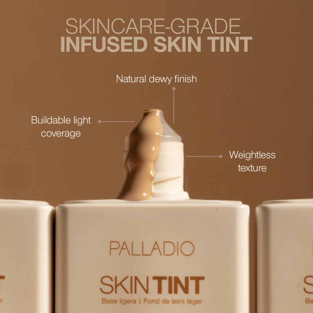 Aplicación con dedo de Palladio Skin Tint para tono uniforme