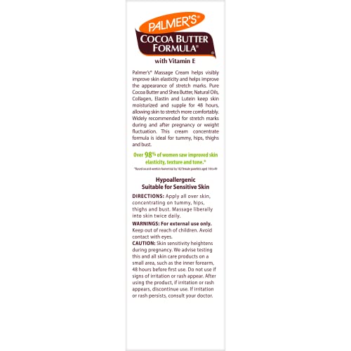 Close-up de ingredientes: manteca de cacao y karité para piel suave de Palmer's.