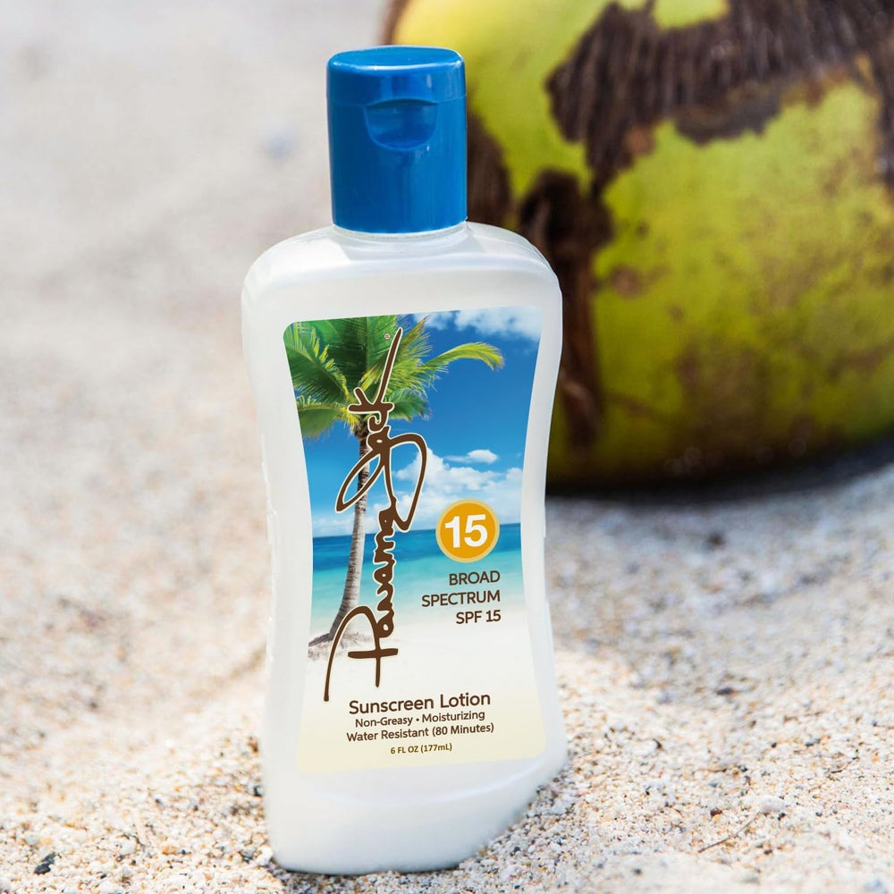 Panama Jack Sunscreen Lotion SPF15 facilita aplicación suave y cómoda.