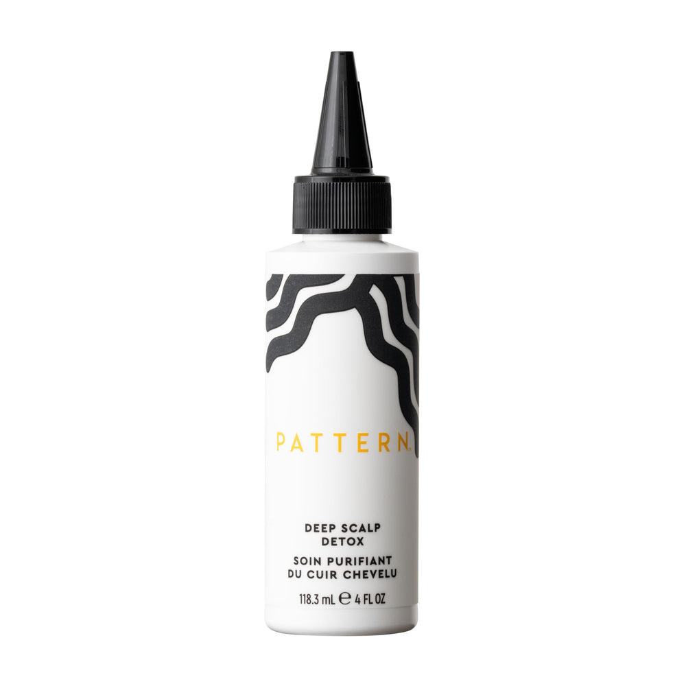 PATTERN Beauty Deep Scalp Detox, botella frontal, muestra limpieza suave del cuero cabelludo