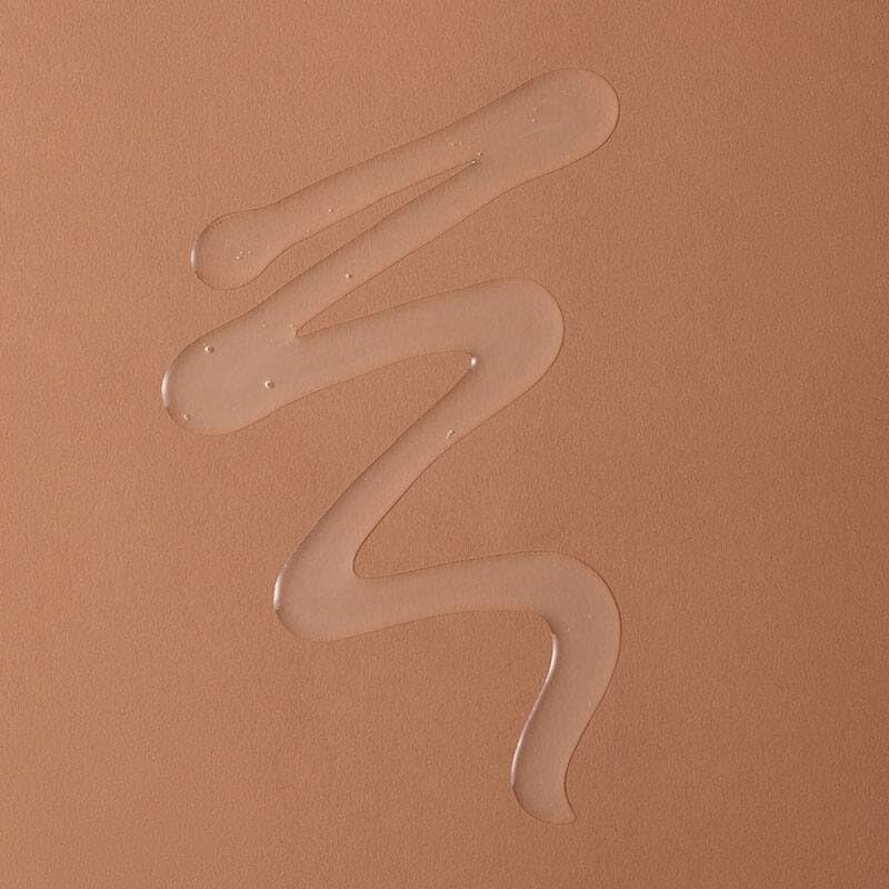 PATTERN Beauty Deep Scalp Detox, primer plano del cuero cabelludo, purga de impurezas