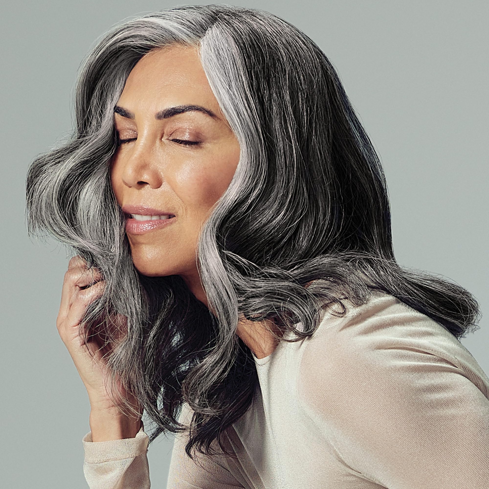 Aplicación fácil con Paul Mitchell para peinado rápido