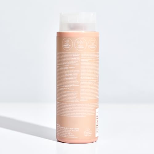 Paul Mitchell Color Protect, cabello mojado, facilita desenredar y aporta brillo.
