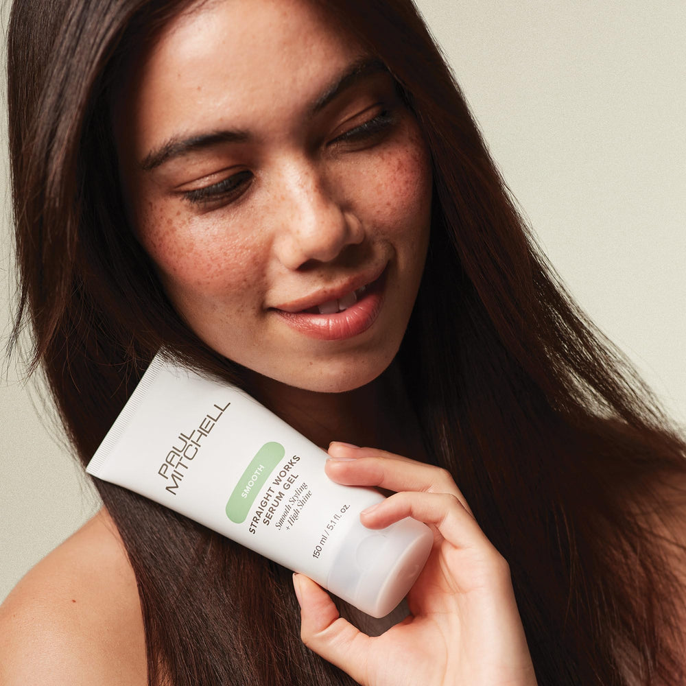 Fragancia cítrica de Paul Mitchell Straight Works con notas de limón