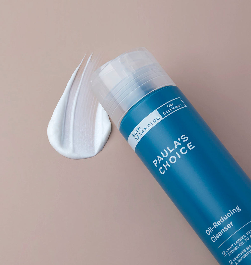Paula's Choice SKIN BALANCING: contiene aloe, coco y glicerina para calmar la piel.