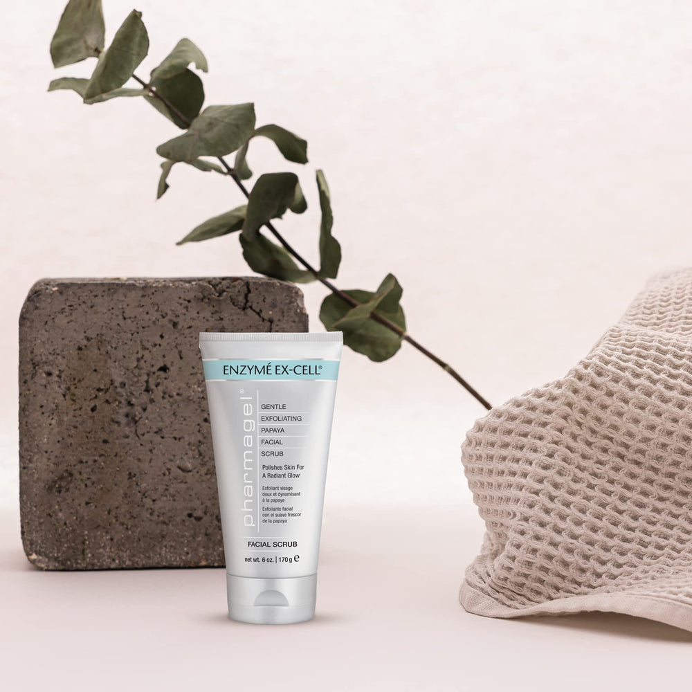 Pharmagel Enzima Ex-Cell, aplicación facial suave para limpiar y renovar poros.