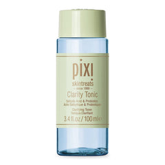 Pixi Clarity Toner aplicación en rostro para poros más suaves