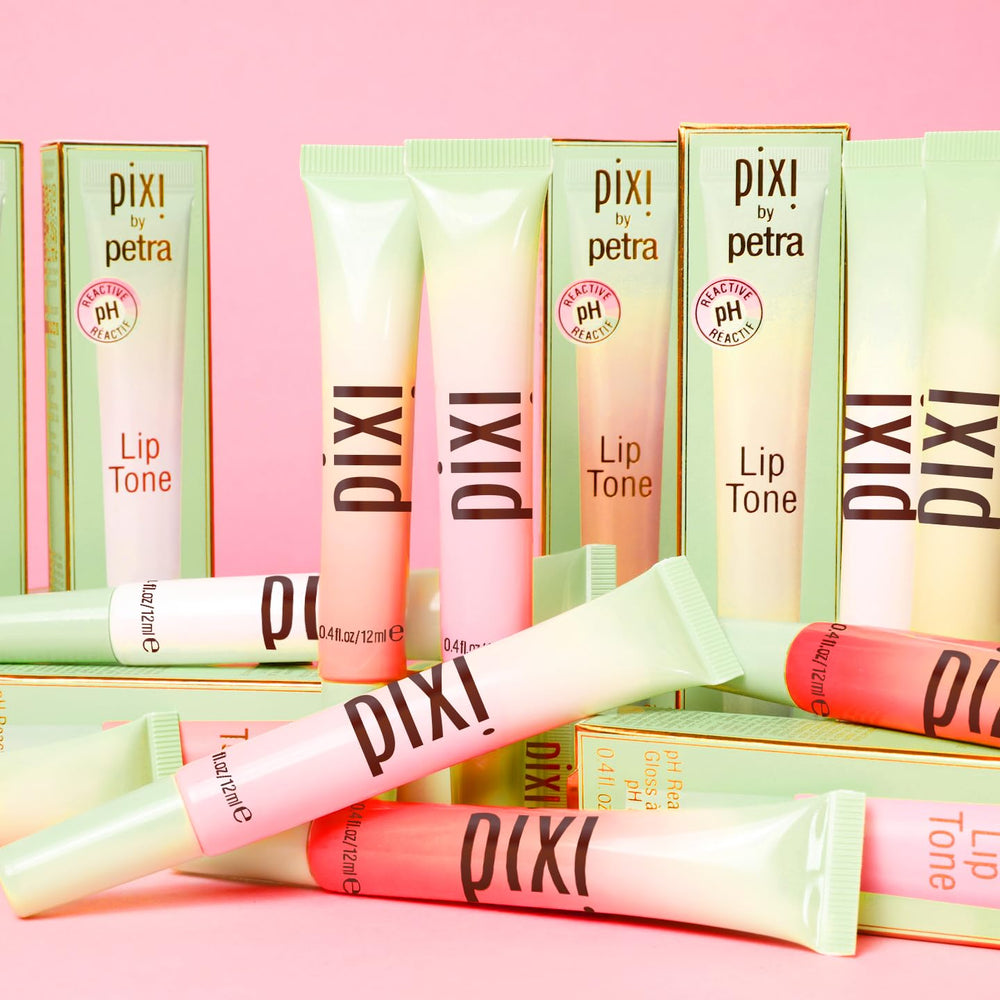 Pixi LipTone envase compacto para llevar y retocar.
