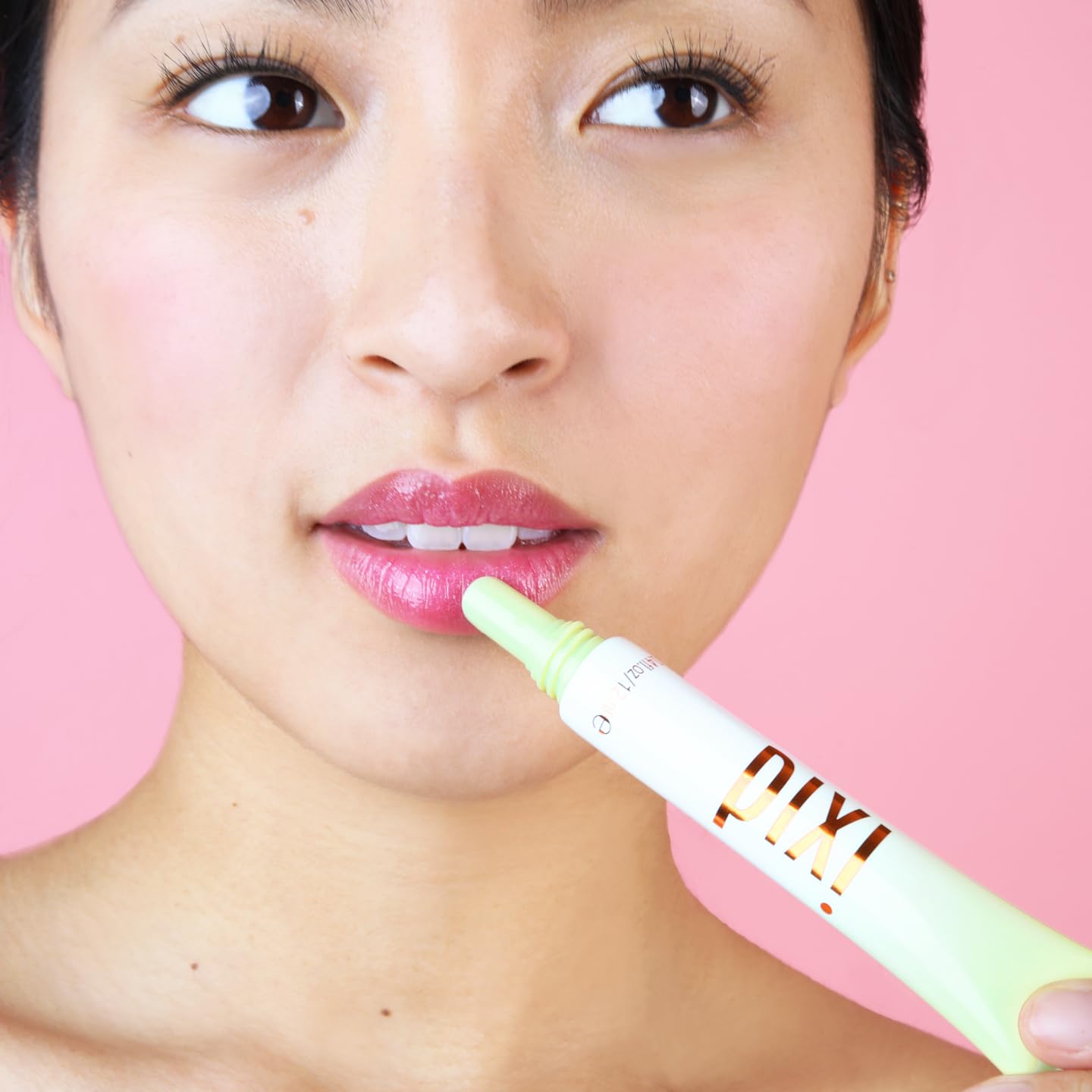 Pixi LipTone manteca de karité para labios nutridos.