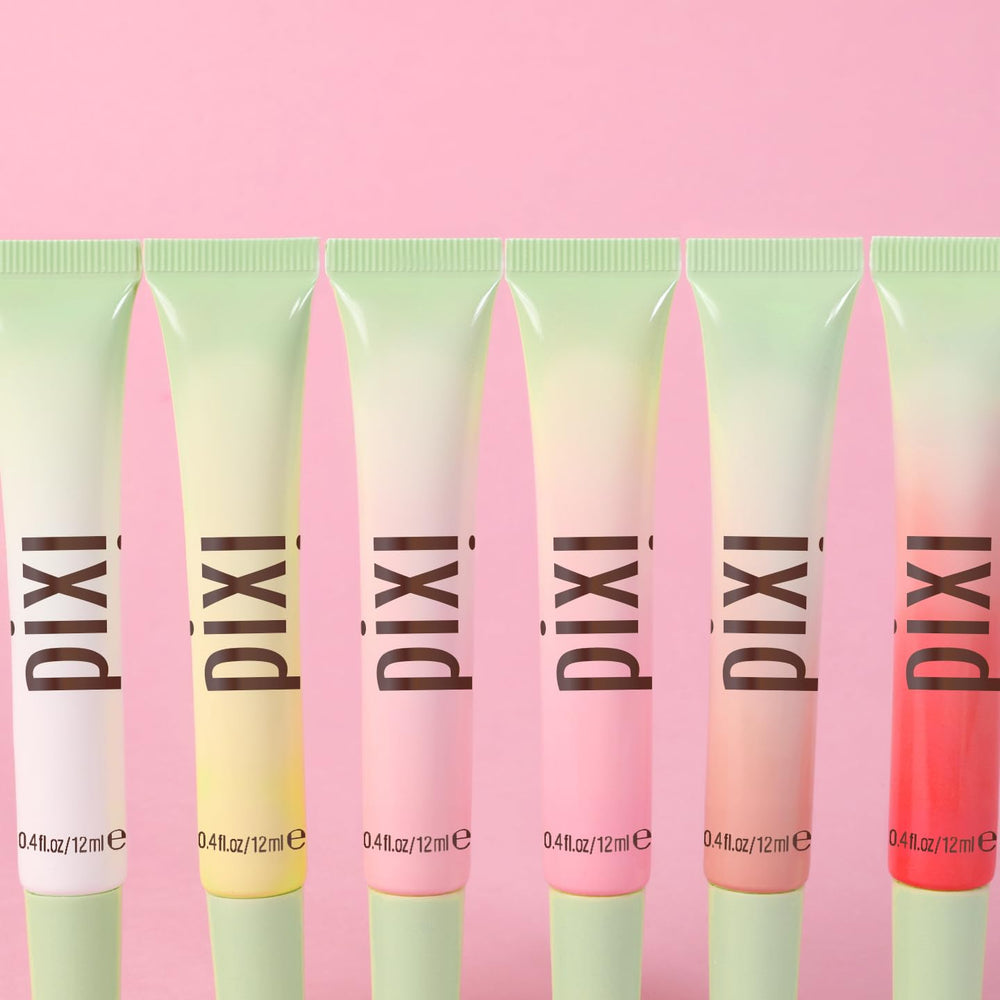 Textura cremosa de Pixi LipTone Prettiness cuida y realza color.