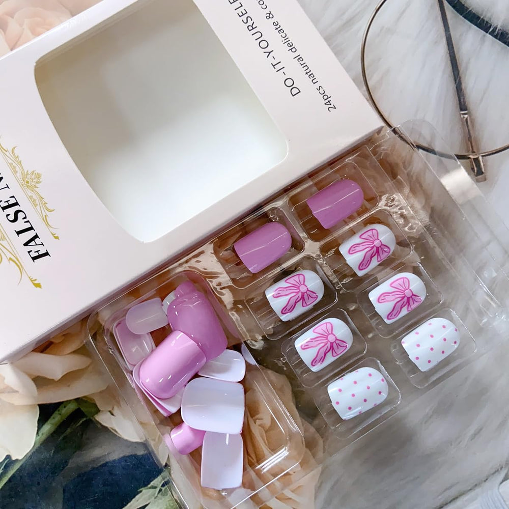 PowPop paquete 24 piezas de uñas adhesivas para estilizar tus manos.