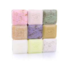Pre de Provence jabón rosa pétalos de rosa, aroma suave para piel limpia.
