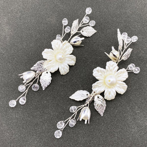 PRETTYLIFE Tocado de pelo con flores marfil y perlas para novia.