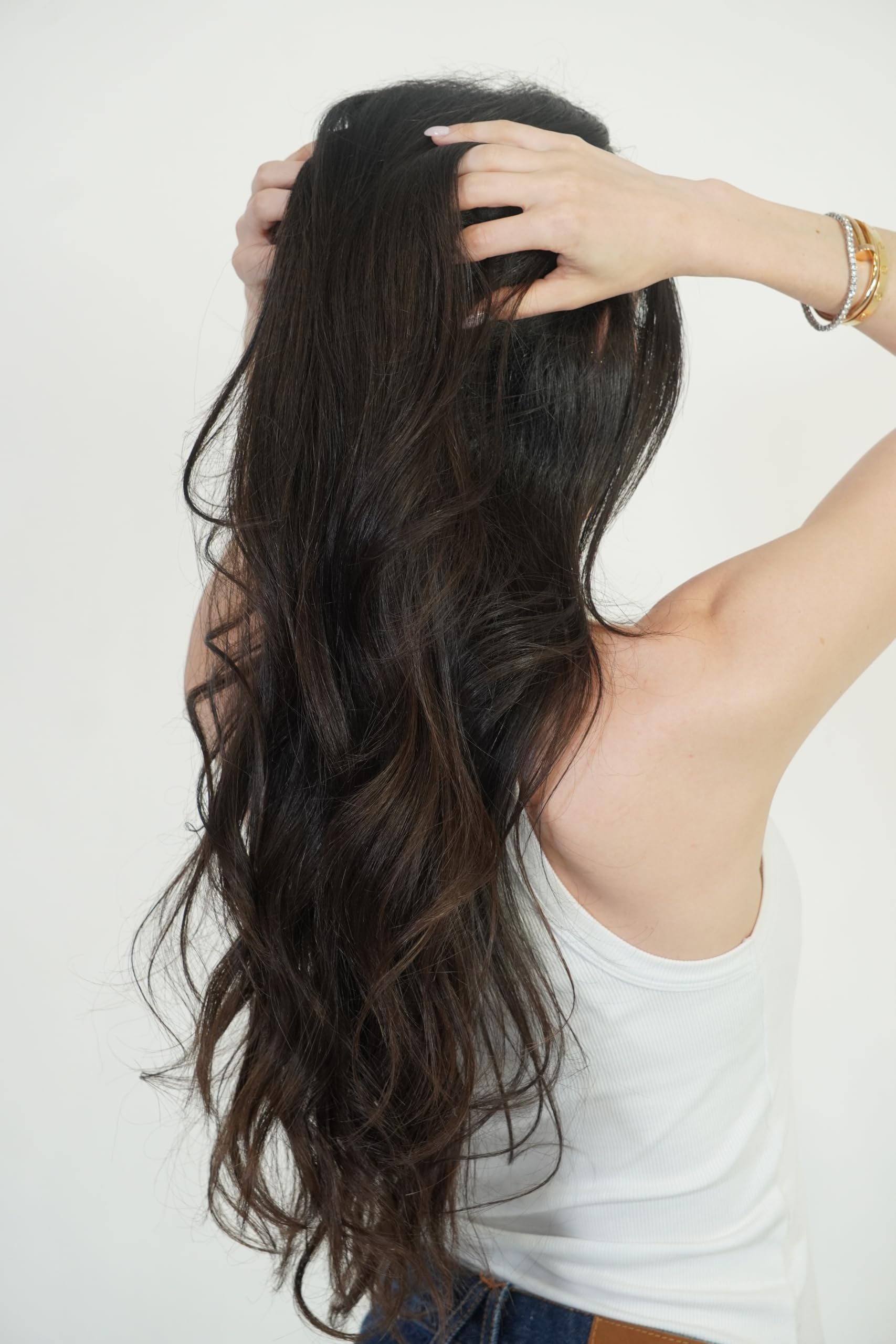 PREVIA envase-sostenible: cuidado del cabello con origen natural
