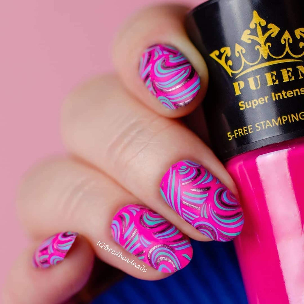 PUEEN Super Intense esmalte rosa neón para stamping, añade brillo audaz.