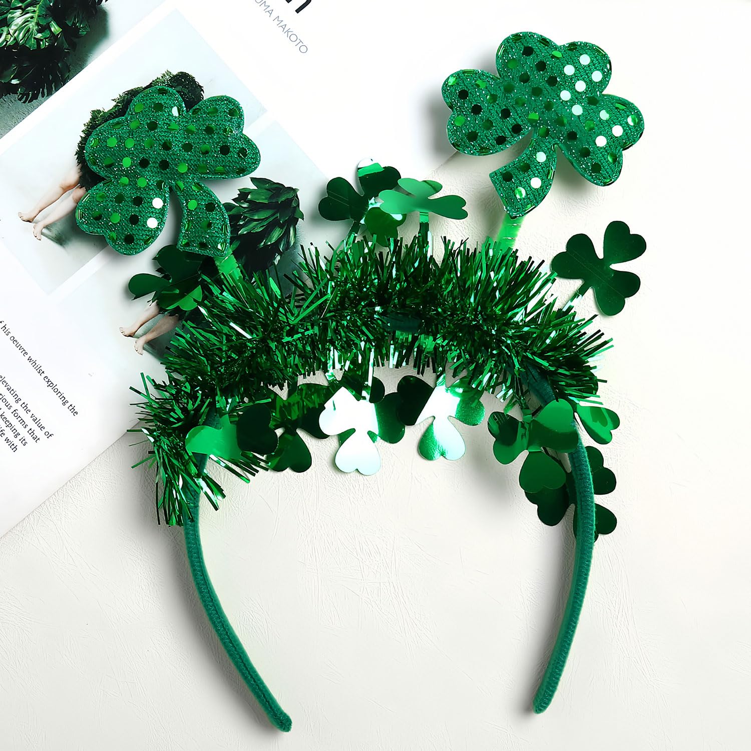 Diadema Pvoiue con diseño clásico de trébol para festejar