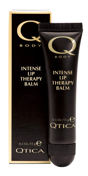 Qtica reparacion labial intensa en balsamo tubo, hidratacion rapida para labios secos.