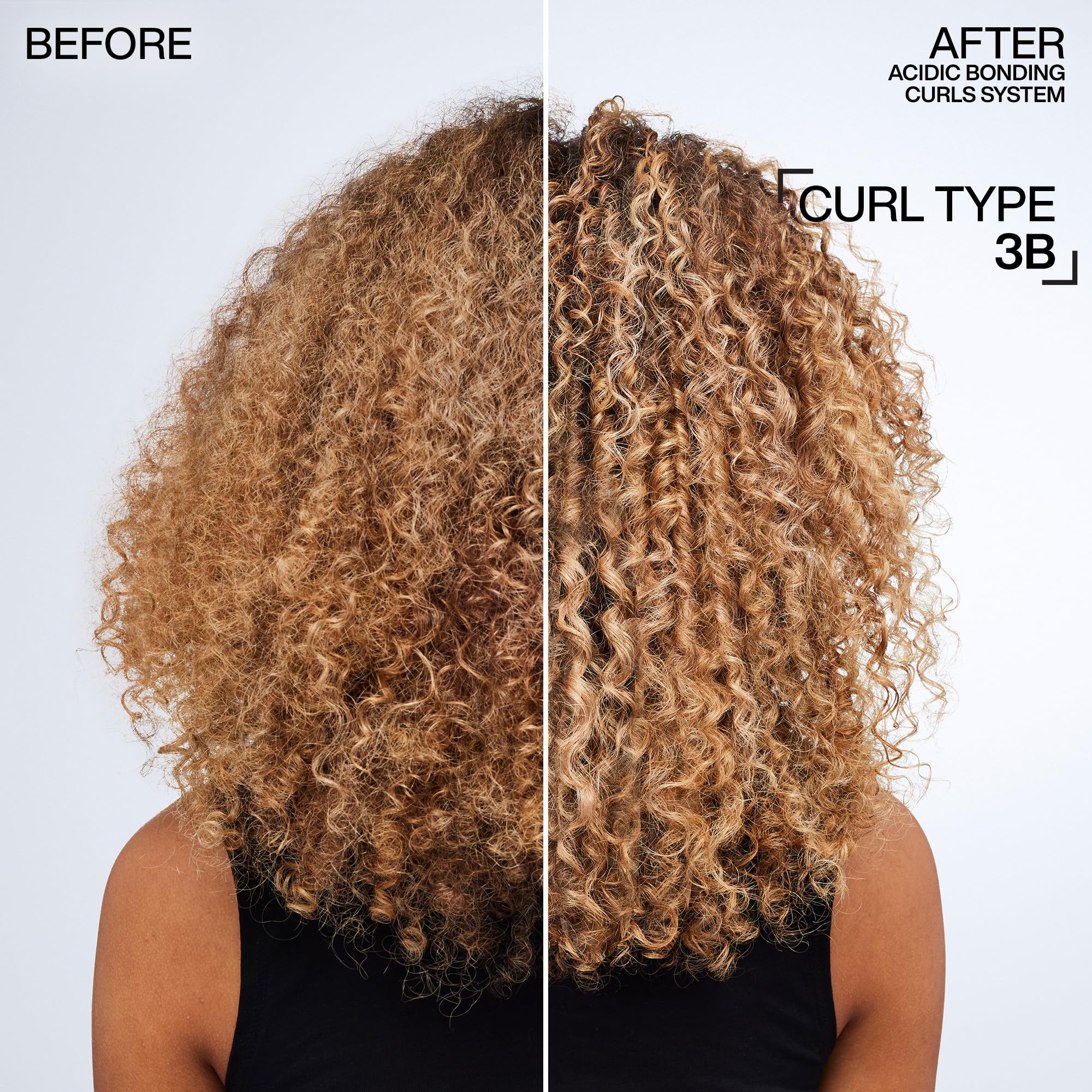 Redken Acidic Bonding Curls: aplicación suave que facilita desenredar.