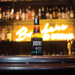 Champú de menta Redken Brews: aplicación refrescante, ideal para días de calor.