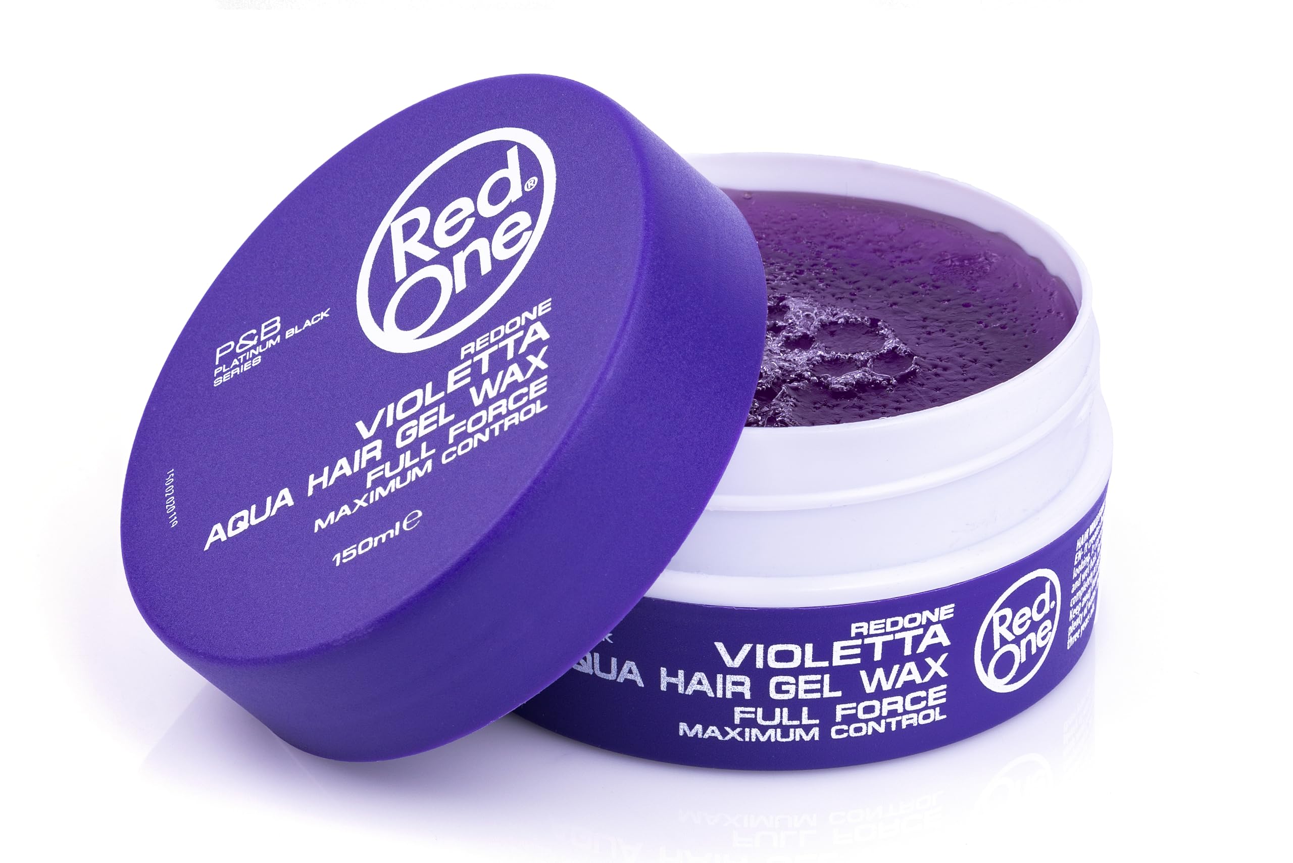 Redone Violetta: aplicación suave para un peinado definido sin esfuerzo.