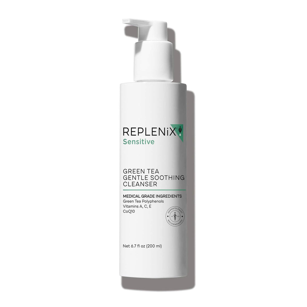 Limpieza suave de Replenix Té Verde en botella, ideal para piel sensible.