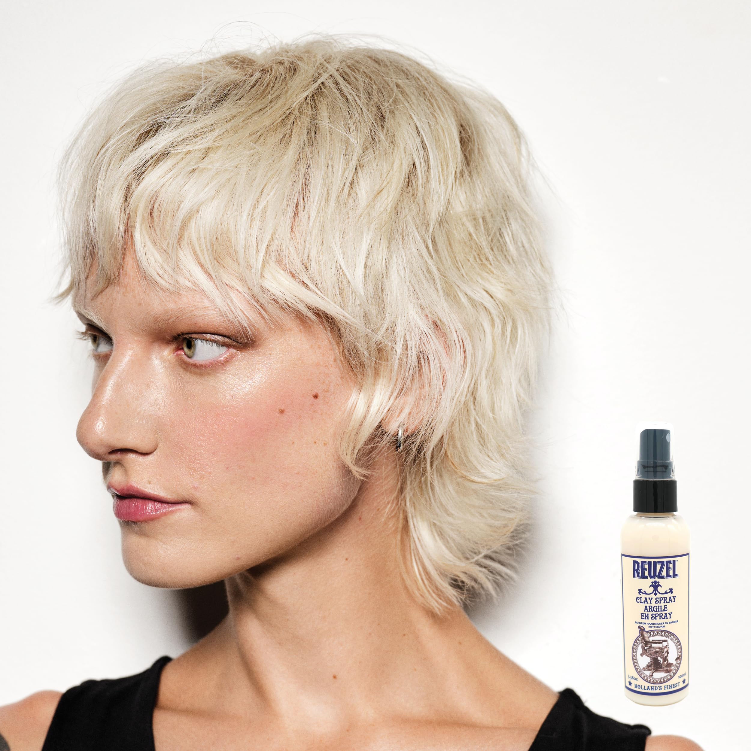 REUZEL Clay Spray uso fácil, aplicación suave para resultados consistentes