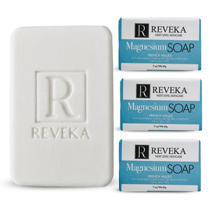 Jabón Reveka Magnesium 4en1 para rostro, cuerpo y cabello con aroma refrescante.