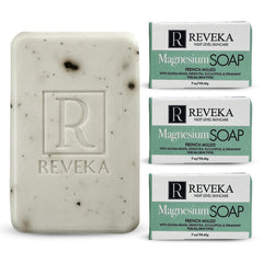 Reveka Skincare jabón de magnesio con espuma cremosa para limpieza suave.