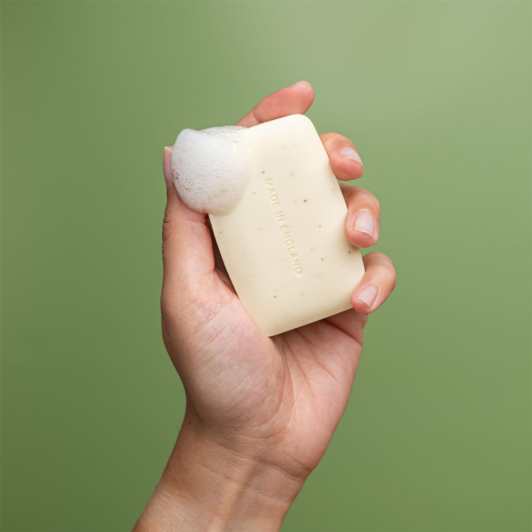 REVITALE Jabón exfoliante con azufre para equilibrio de la piel.