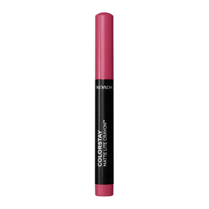 REVLON barra labios mate lite con afilador integrado para retoques en movimiento.