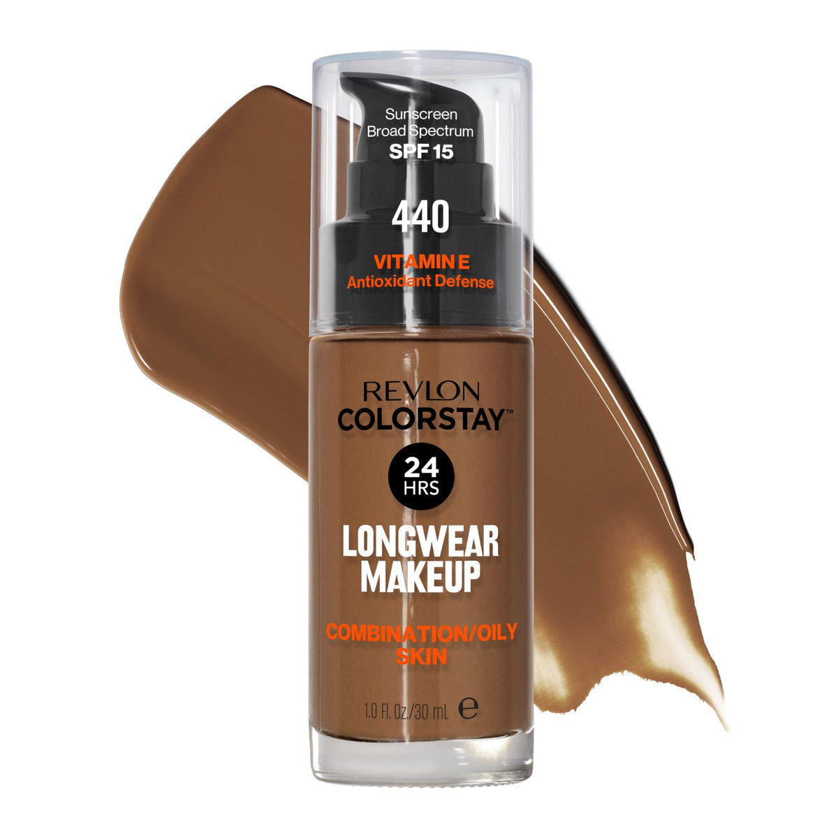 Base líquida Revlon ColorStay en envase de vidrio con acabado mate duradero.