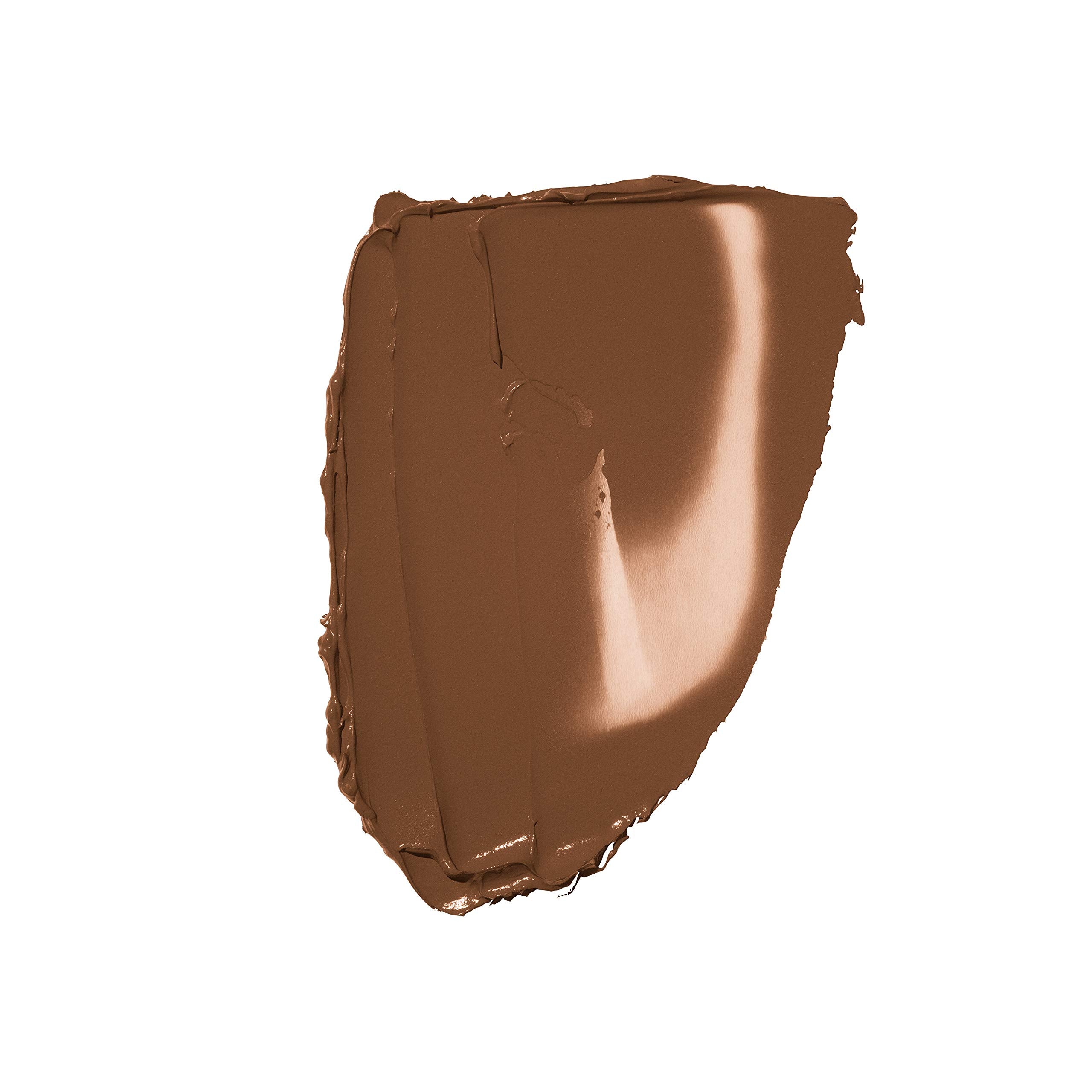 Revlon ColorStay Full Cover ofrece cobertura total con acabado mate duradero.