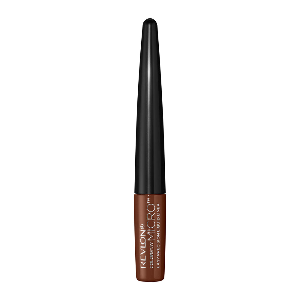 Delineado duradero de REVLON ColorStay Micro para miradas definidas durante actividades.