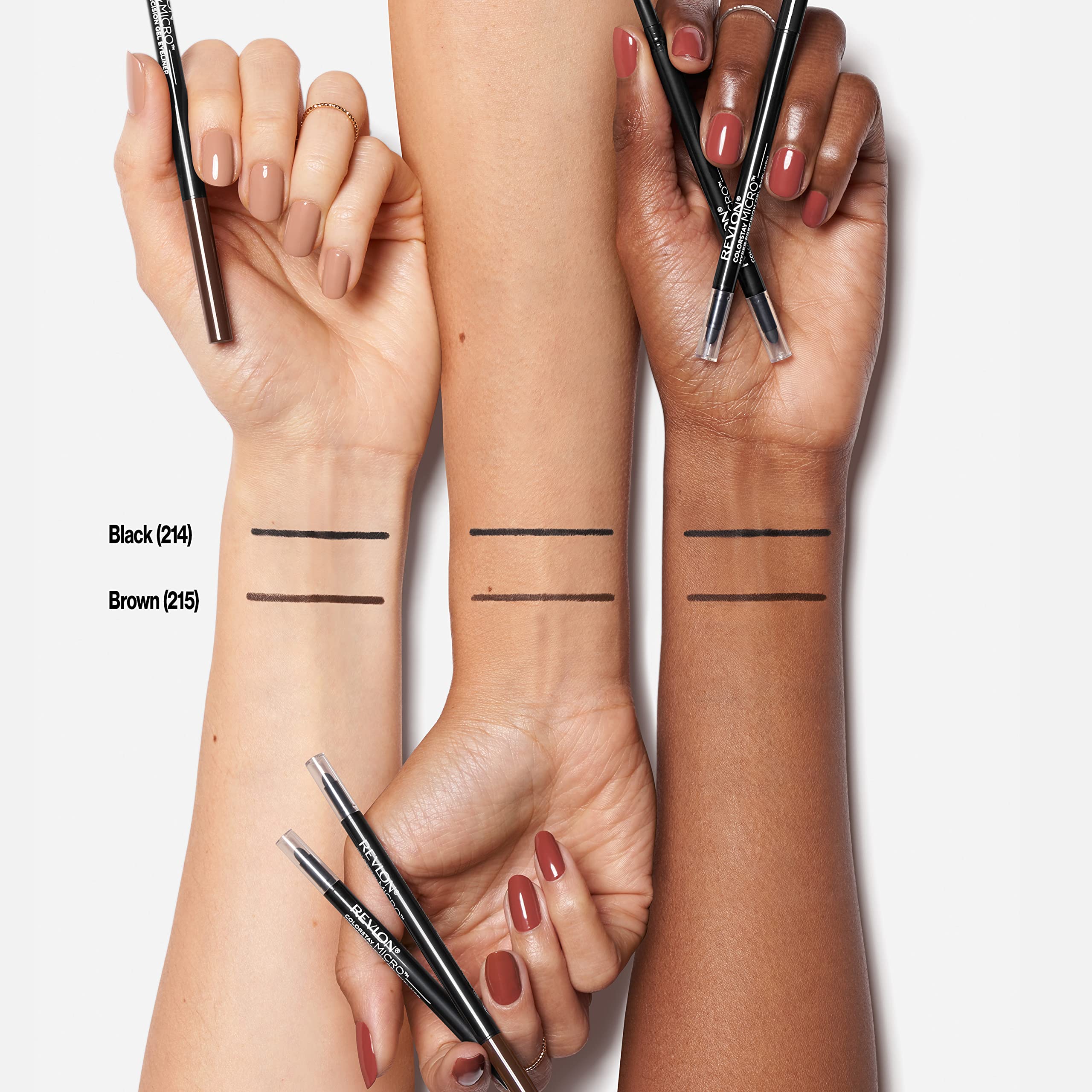 Delineador en gel REVLON modo doble de uso para transiciones rápidas entre estilos.