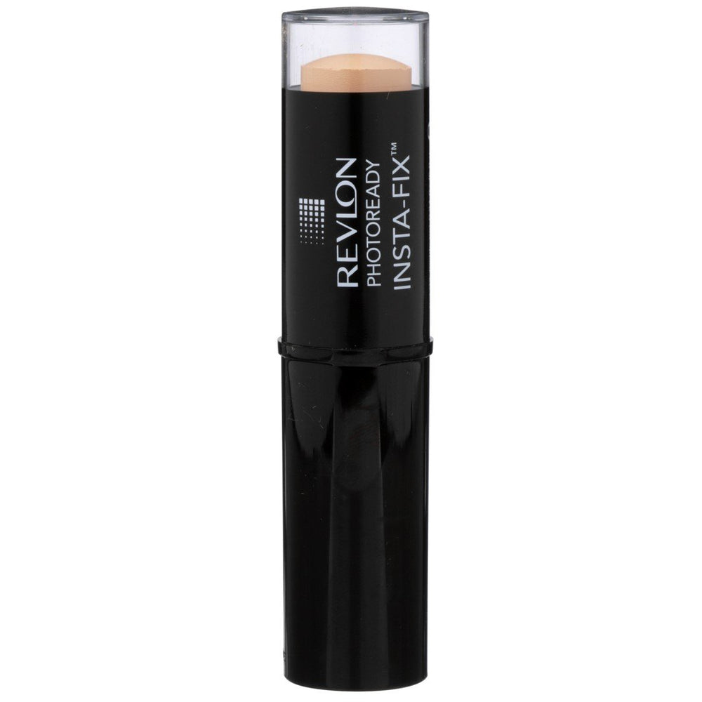 Corrector en barra REVLON Insta-Fix, aplicación precisa y cobertura ligera.