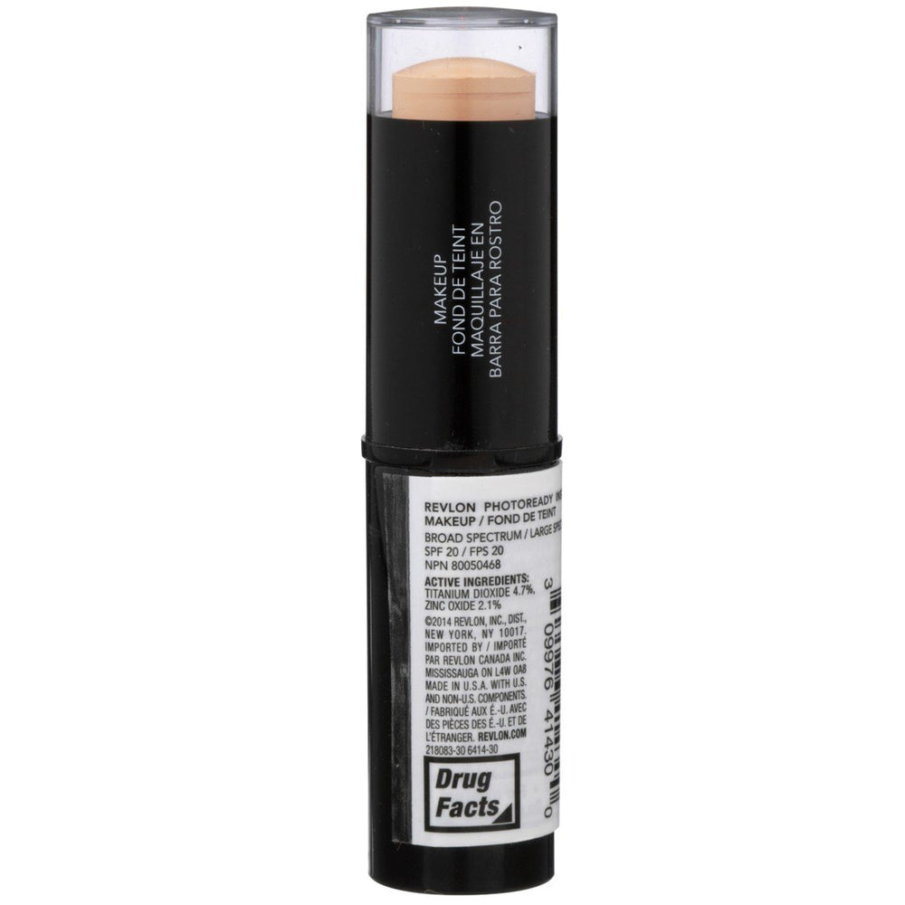 REVLON Insta-Fix en compacto portátil para retoques en cualquier lugar.