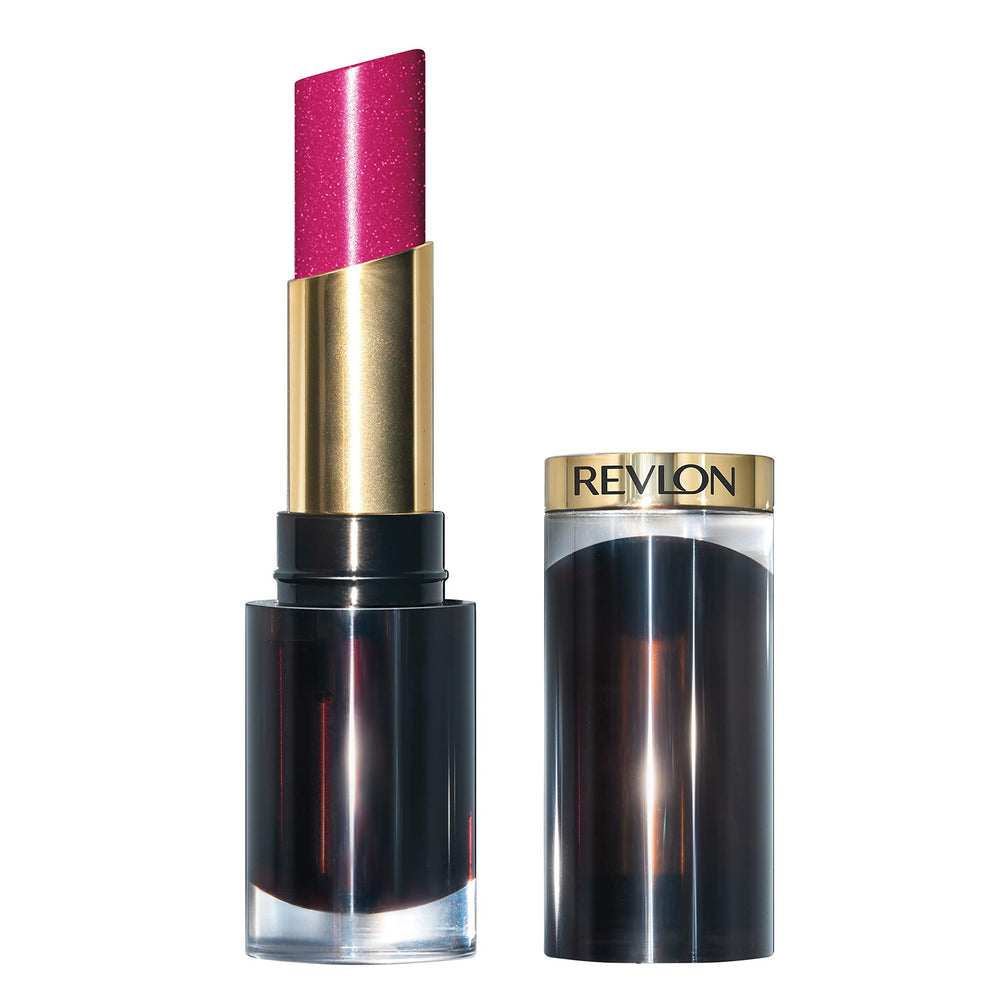 REVLON Cerezas en la Nieve: empaque elegante y brillo de vidrio para un aspecto deslumbrante.