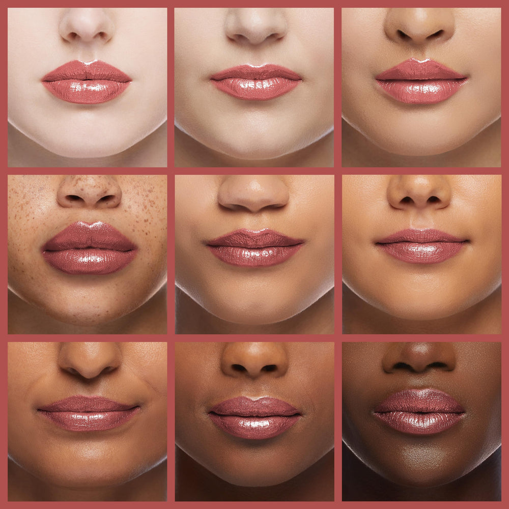 REVLON ColorStay Ultimate Suede empaque compacto, ideal para retoques.