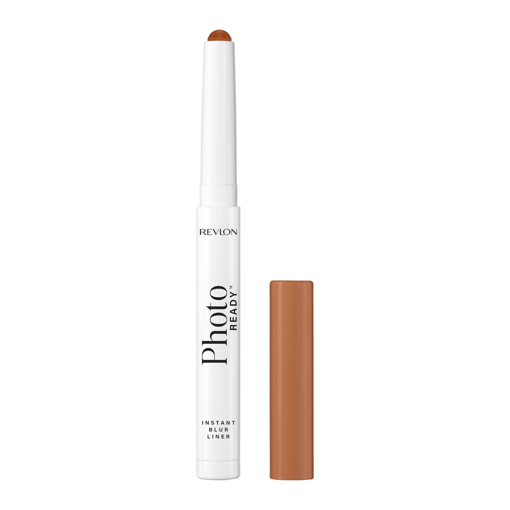 REVLON PhotoReady Blur Liner aplica suave para labios con más plenitud
