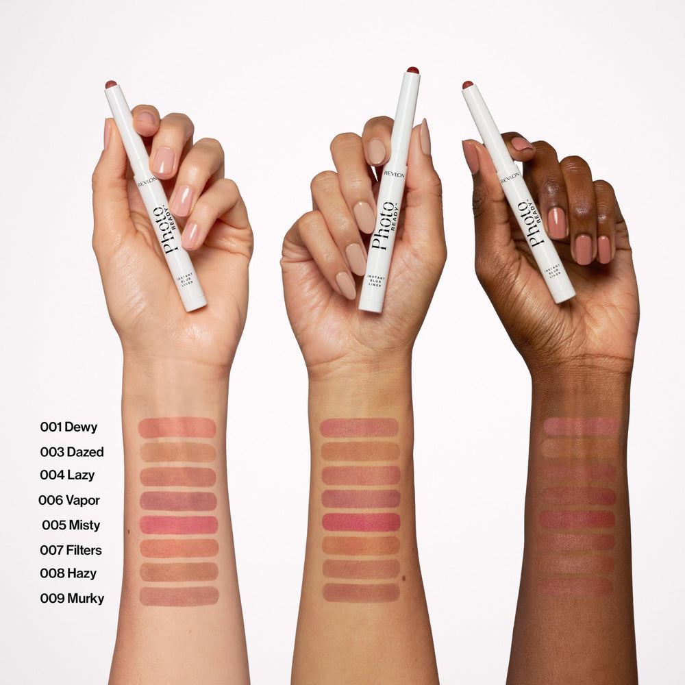 Sensación ligera y comodidad diaria con REVLON PhotoReady Blur Liner.