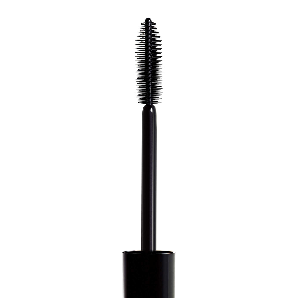 REVLON So Fierce Mascara: definición y separación sin grumos ni manchas