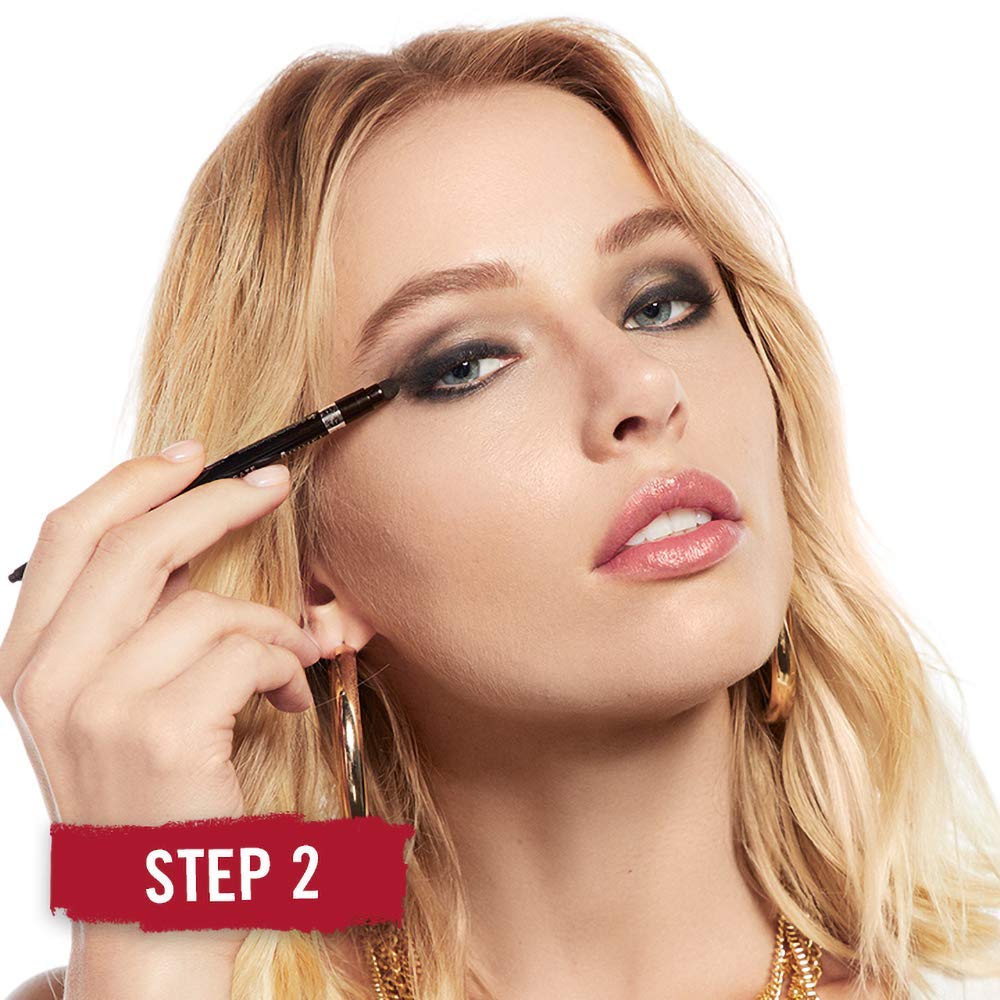 Presentación compacta de Rimmel Exaggerate, ideal para maquillaje de viaje.
