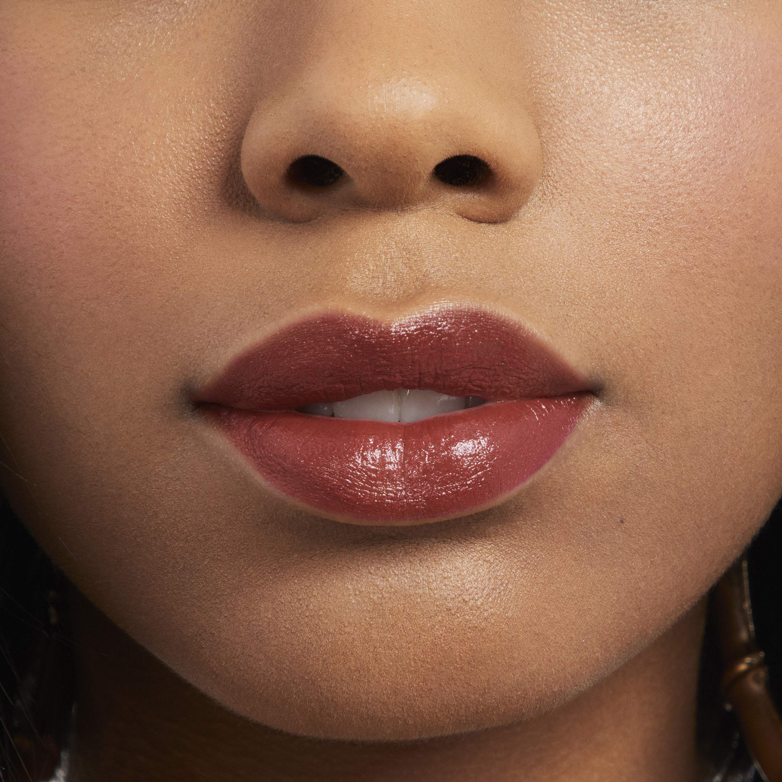 Provocalips ultraligero, fórmula flexible que se mueve con tus labios.