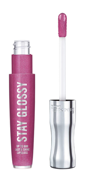 Rimmel Stay Glossy Grapevine Groove en labios con brillo duradero